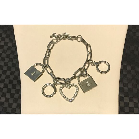 Pretty New Silver Rhinestone Heart & Padlock Charm Bracelet - Picture 1 of 1